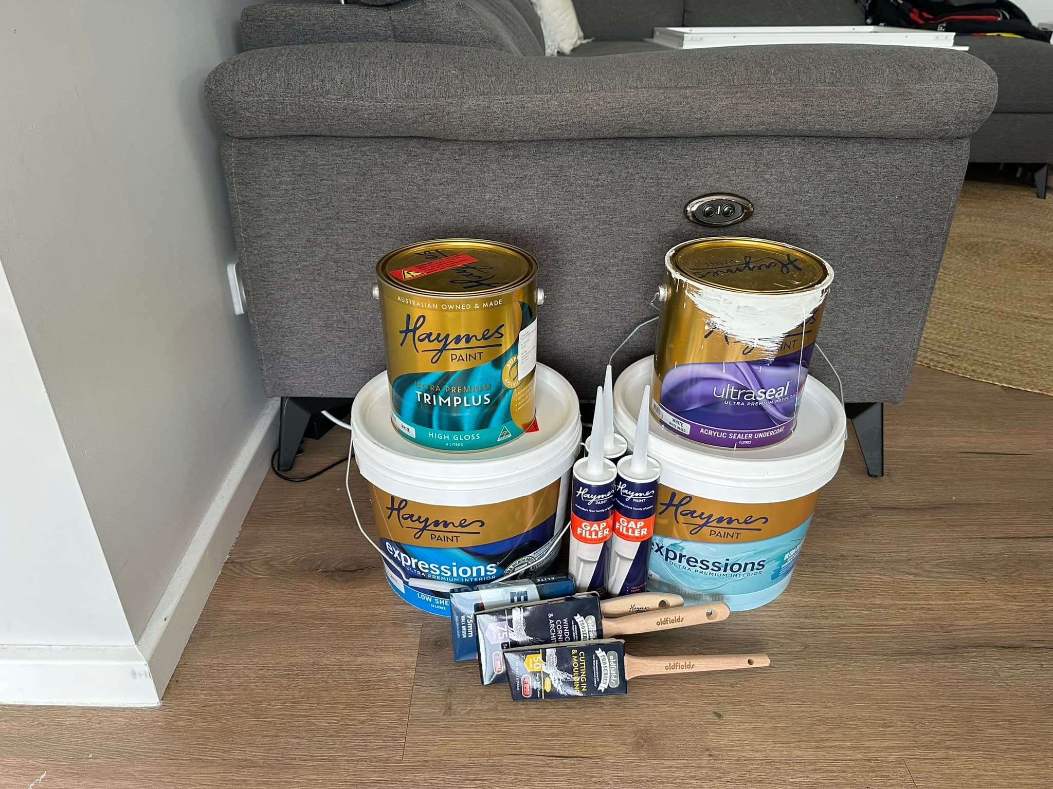 Time to start the internal Repaint of my own house using only the best in the business, a further testament to the product! Also experimenting in the new trim-plus! #haymespaint